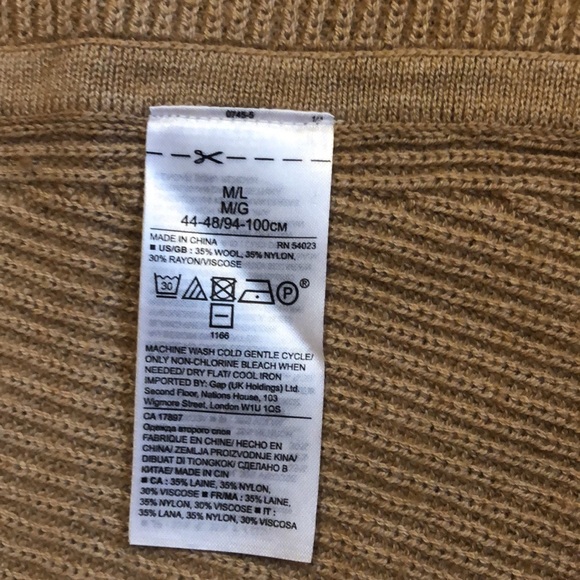 Banana Republic camel sweater - Picture 5 of 5